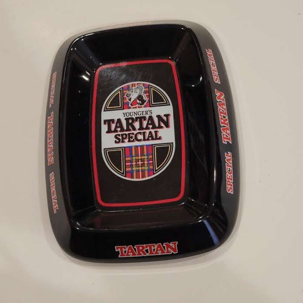 Vintage Younger’s Tartan Special Ash Tray Ornamin Made in Great Britain